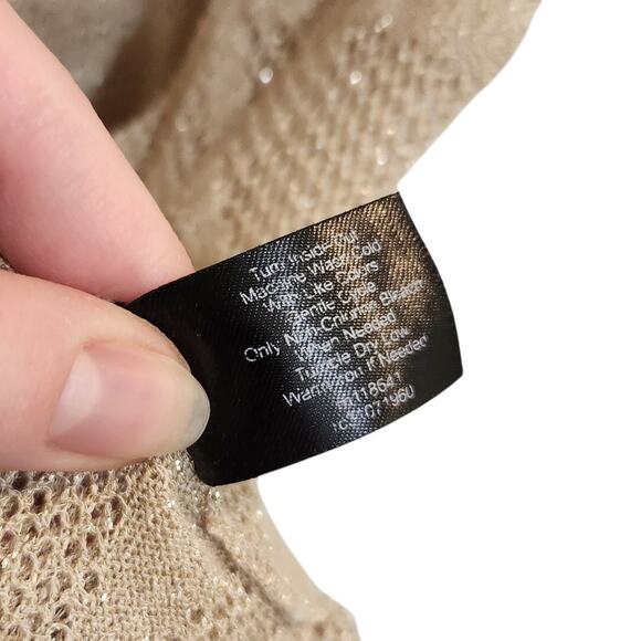 Lane Bryant Knit Lightweight Cold Shoulder Blouse Top Glitter Beige Size 14/16 - Picture 9 of 9